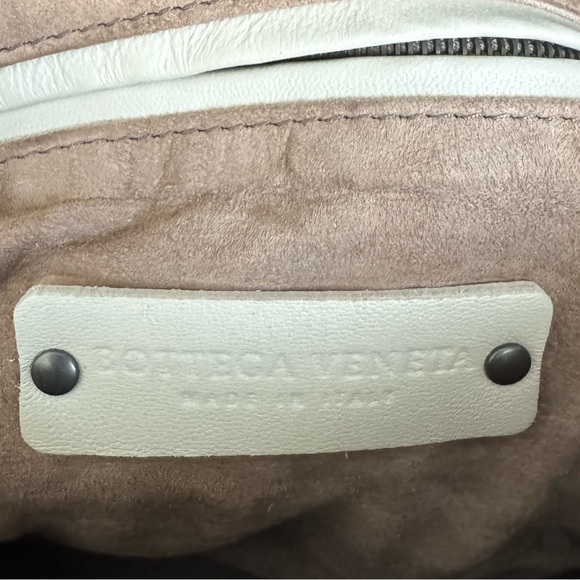 Bottega Veneta Leather Crossbody Bag - Picture 13 of 15